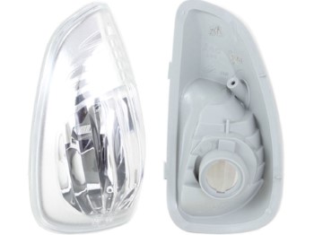 Clear right door mirror indicator light from vanparts.ie. This suits the Renault Master, Nissan Nv400 and Opel Movano van models. Buy now for fast nationwide delivery